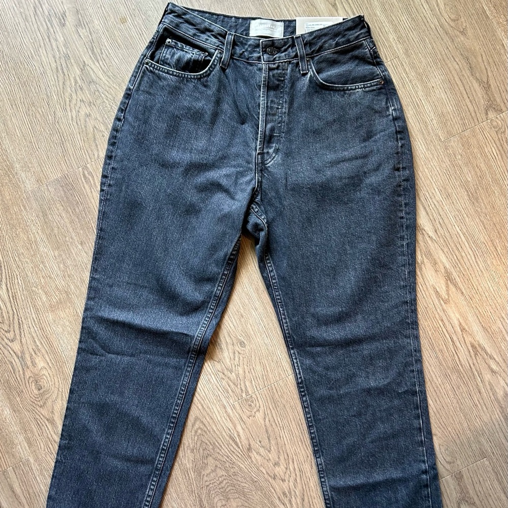 Everlane Curvy 90s cheeky Jean